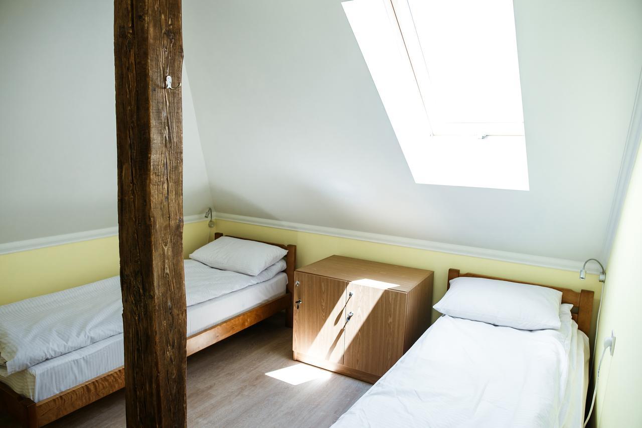 Sweet Home Hostel / Guest House Chernivtsi Exterior foto
