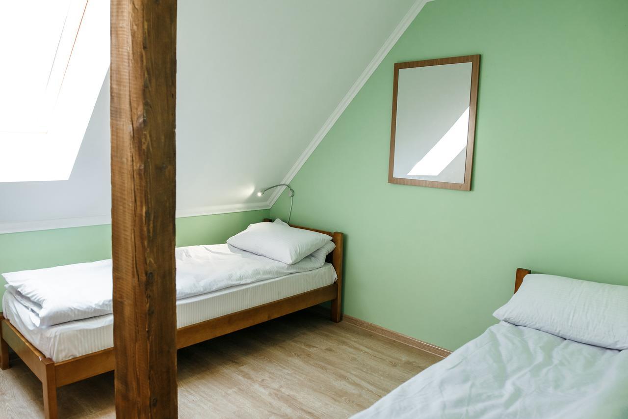 Sweet Home Hostel / Guest House Chernivtsi Exterior foto