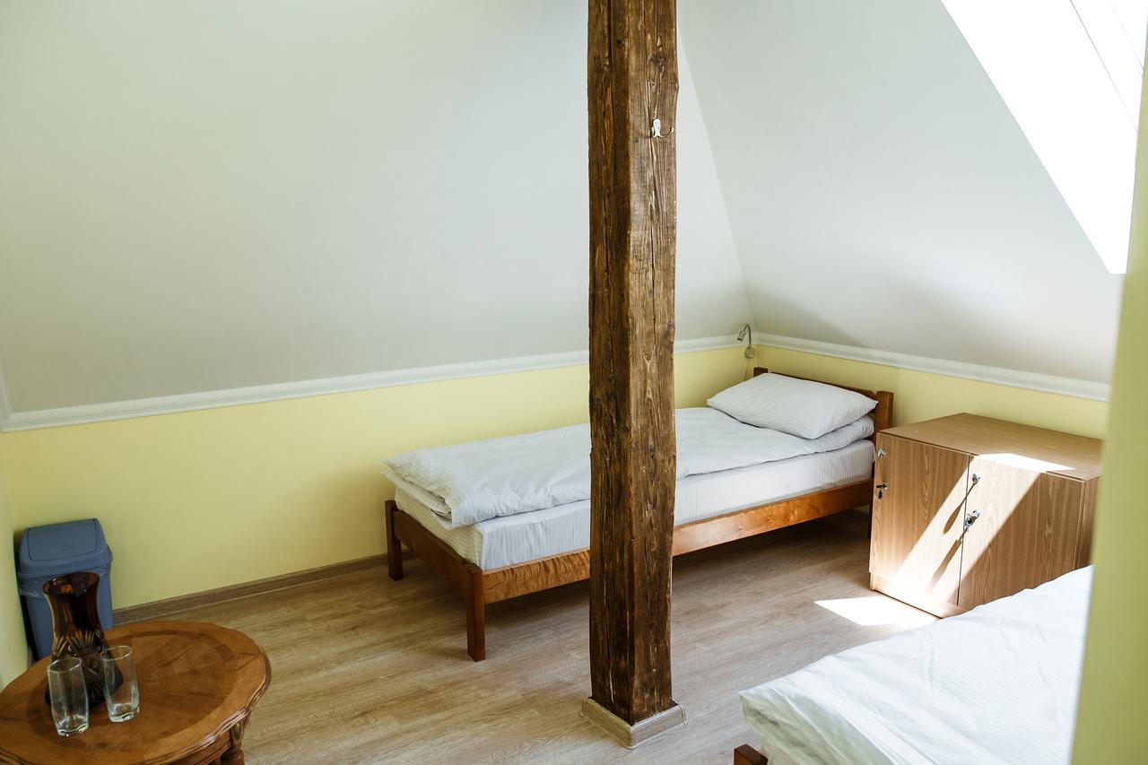 Sweet Home Hostel / Guest House Chernivtsi Exterior foto